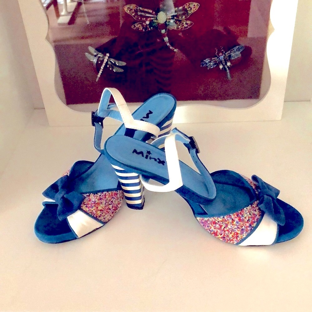 Colourful dress sandals with blue velvet bow